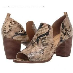 LUCKY BRAND JUNAI BOOTIES